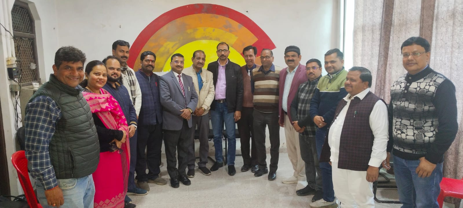 You are currently viewing अखबार पठन से ही जागरूक नागरिक और सशक्त लोकतंत्र का निर्माण संभव : घनश्याम गुप्ता